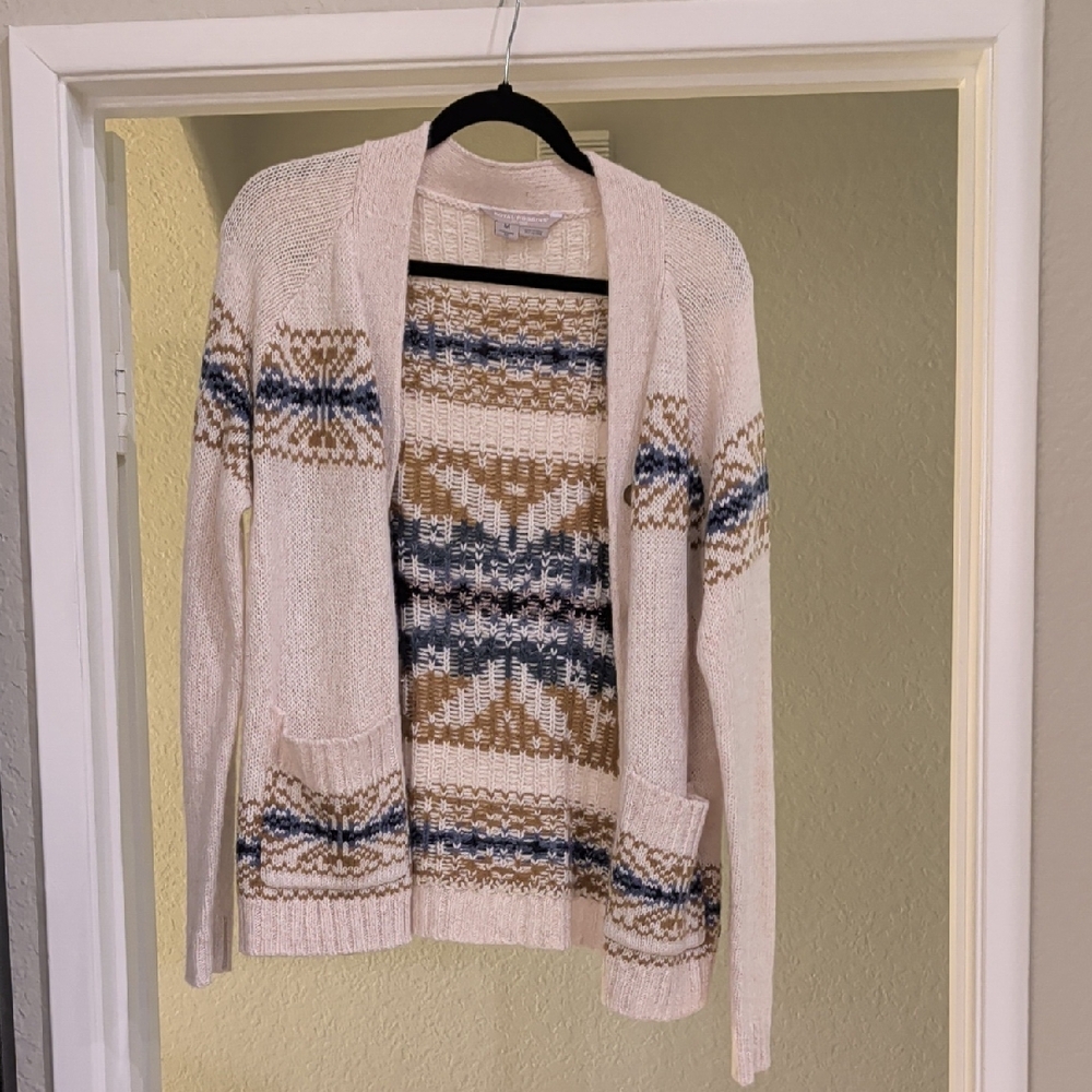 Royal Robbins Women's Cardigan - Cream and Blue Pattern